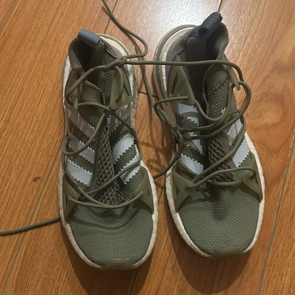 Green Ultra Boost - Picture 2 of 2